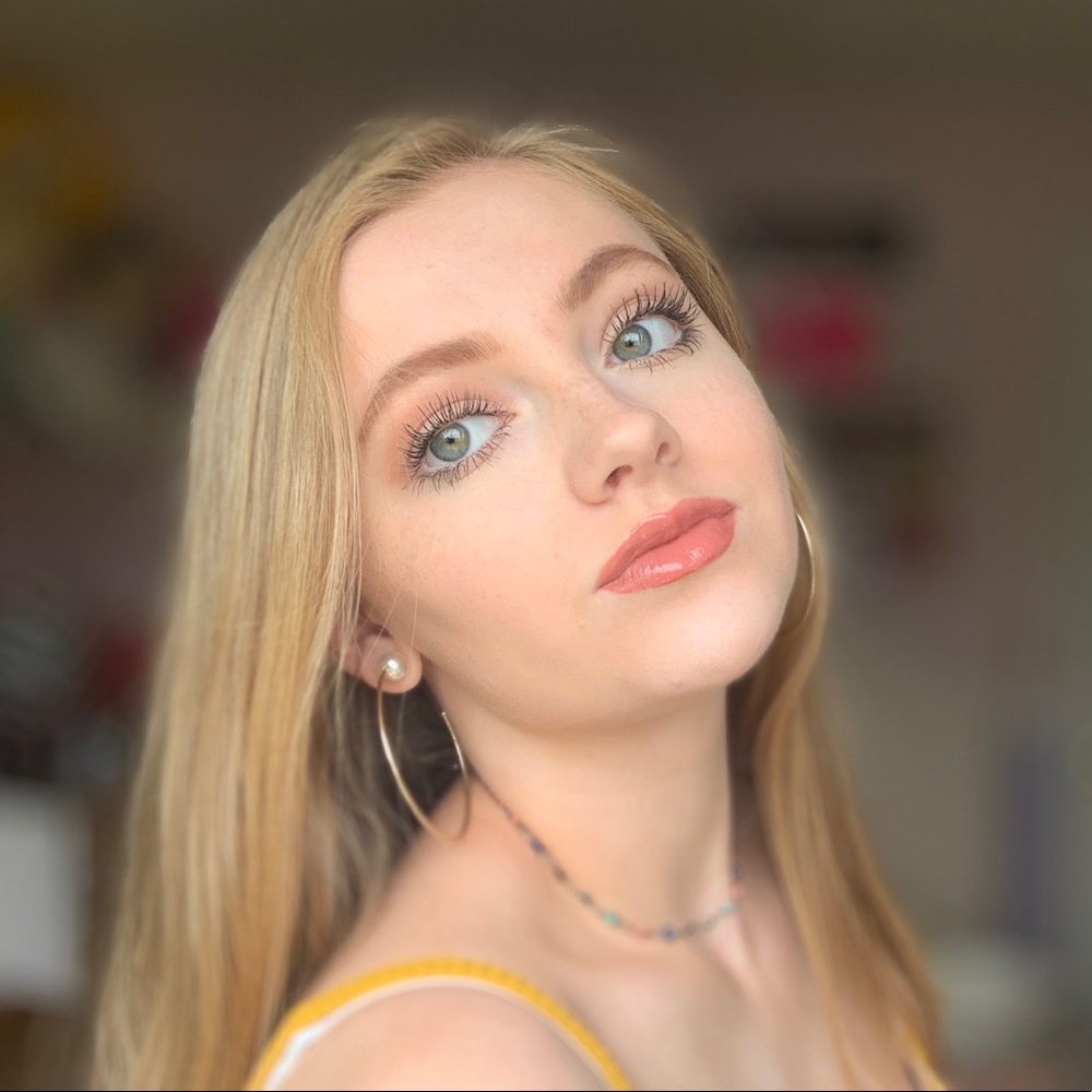 Meet your Posher, Samantha